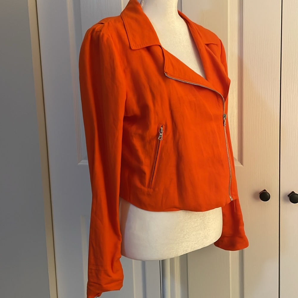 Karen Kane Women’s SZ S Orange Fully Lined Zip Blazer - Picture 5 of 16